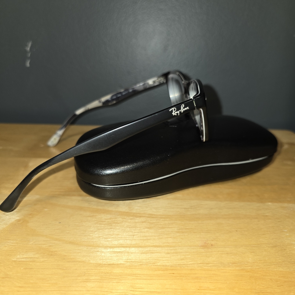 Ray-Ban Black Frames with Case Rb 5228